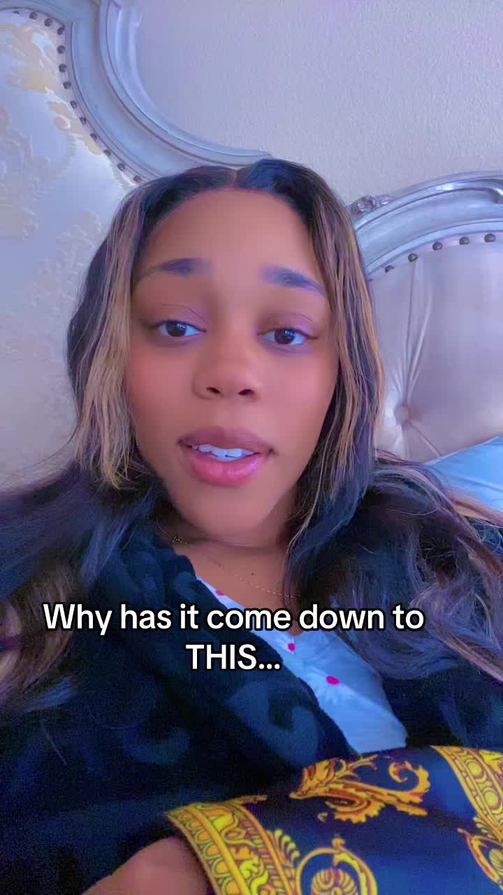 @Official_ieishamarie