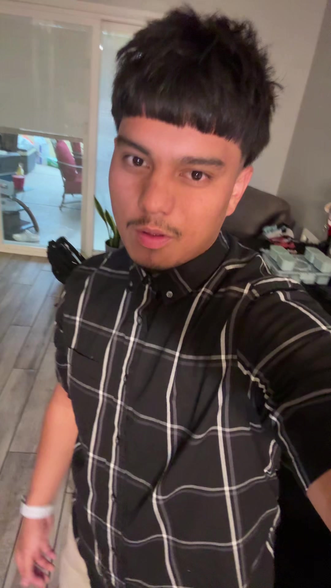 @Cj