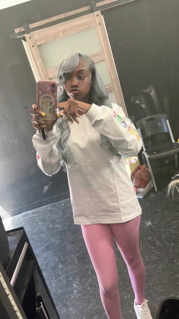 @Gravon_