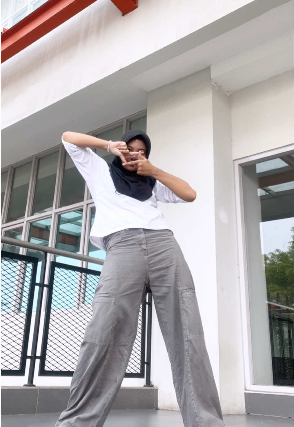 @e s ⭑