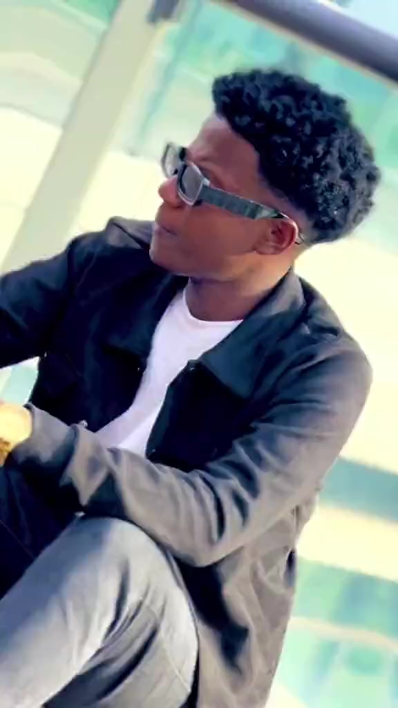 @《☆☠️_ኩኒ🔥🦁