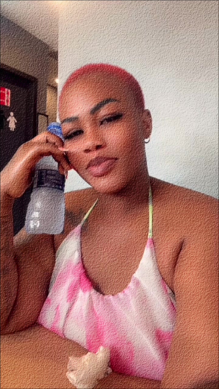 @Queen vee🩵