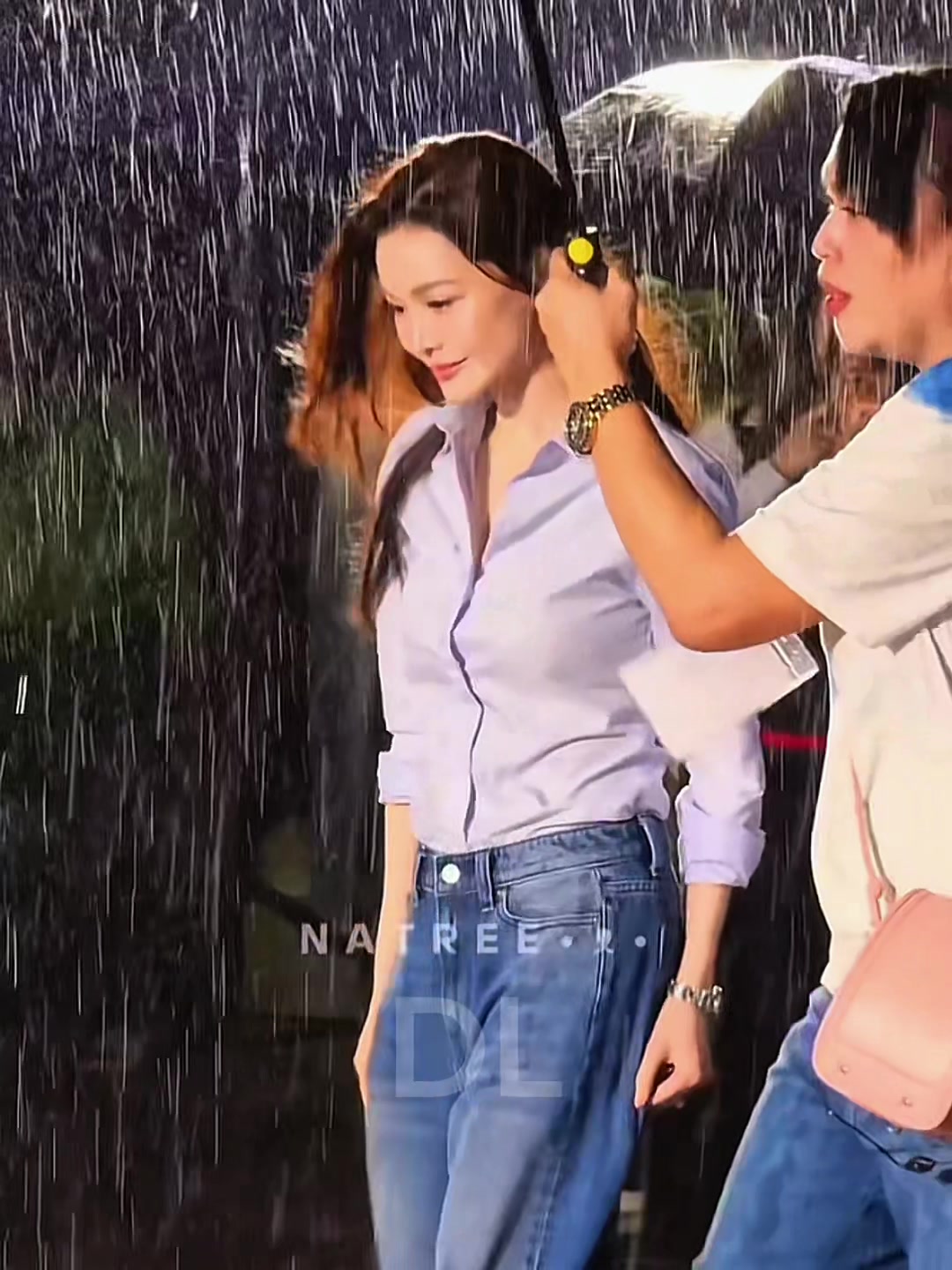 @𝐷𝑖 𝐿𝑢̛𝑢🌻🌞