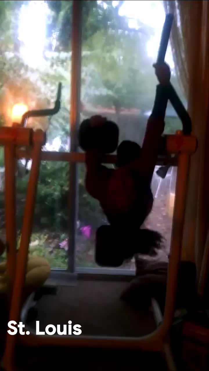 @queenbee_cece
