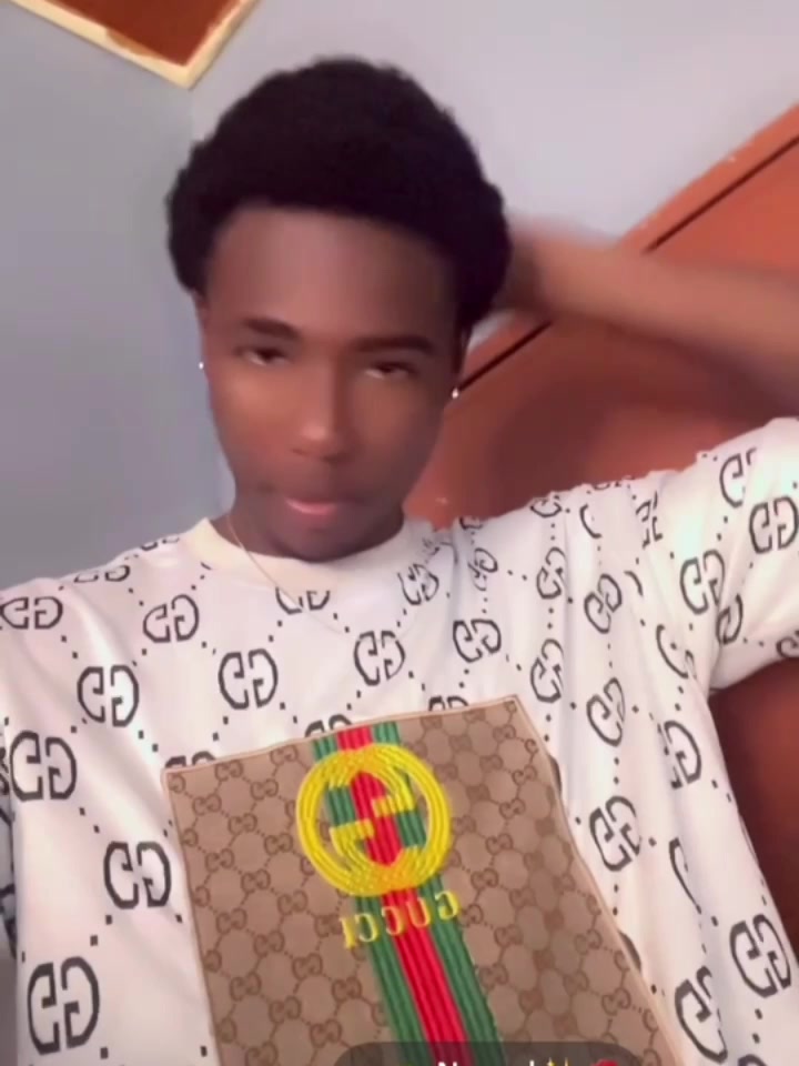 @Mr_Johnny