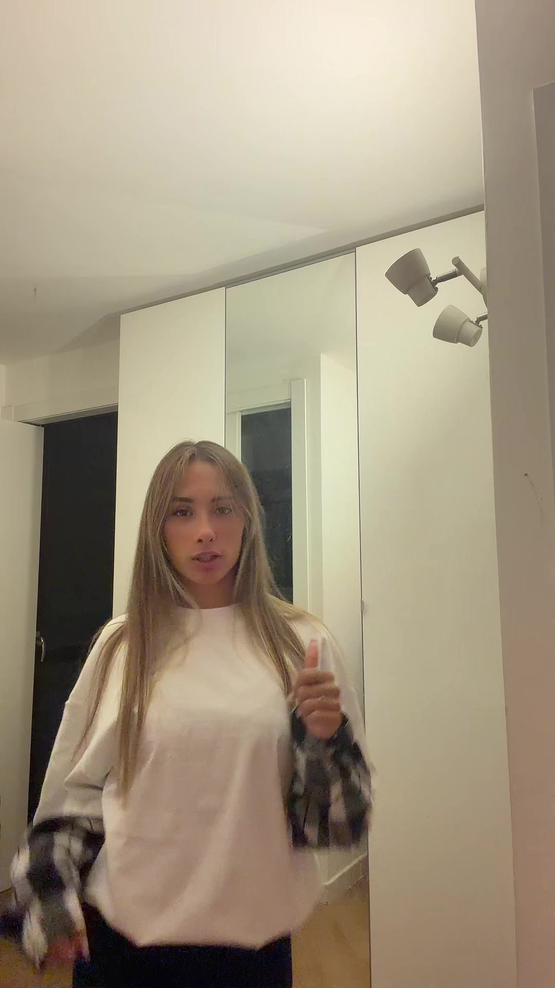 @roraaa