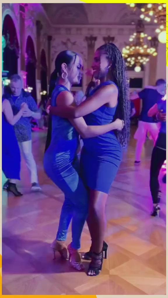 @Carla❤️👑🌍🏳️🌈