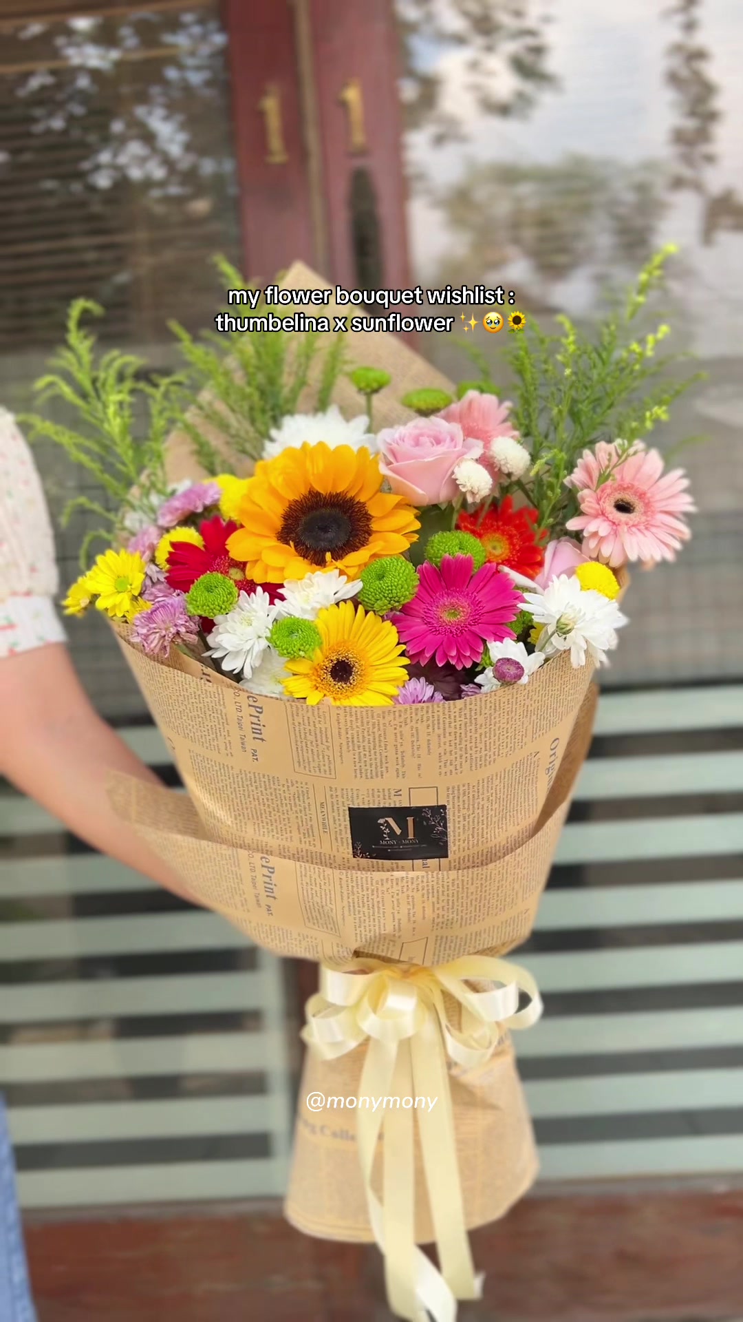 @monyflowersolo