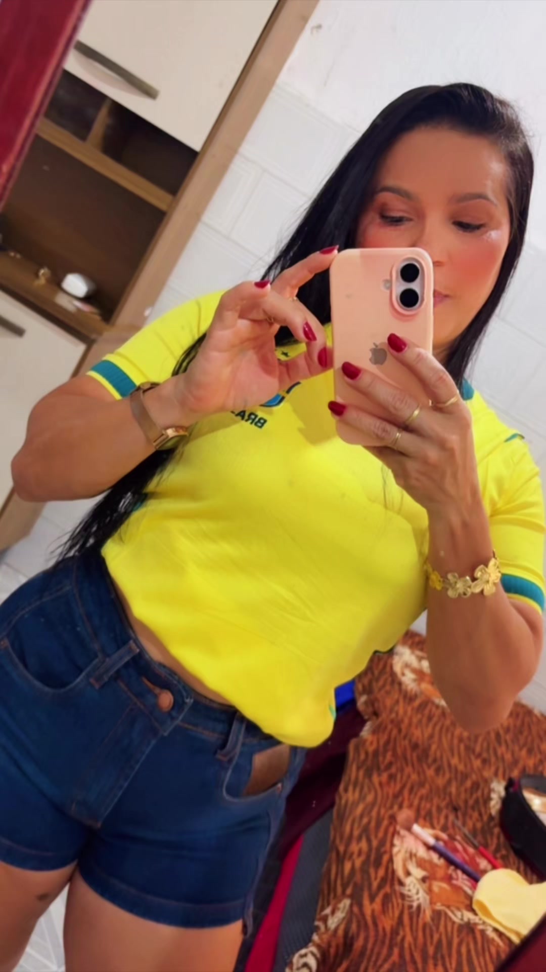 @Nivia Estrela