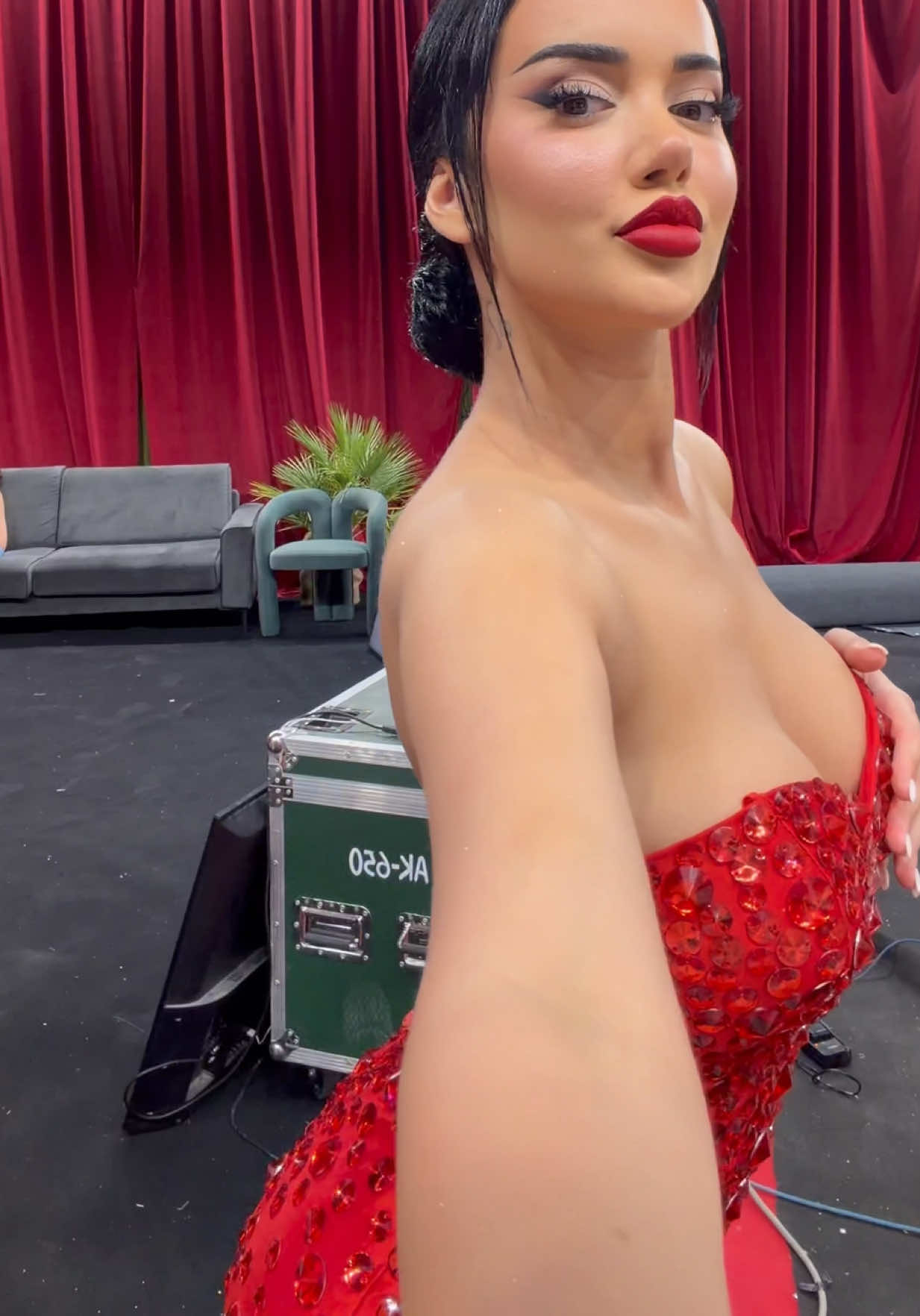 @theonegisa
