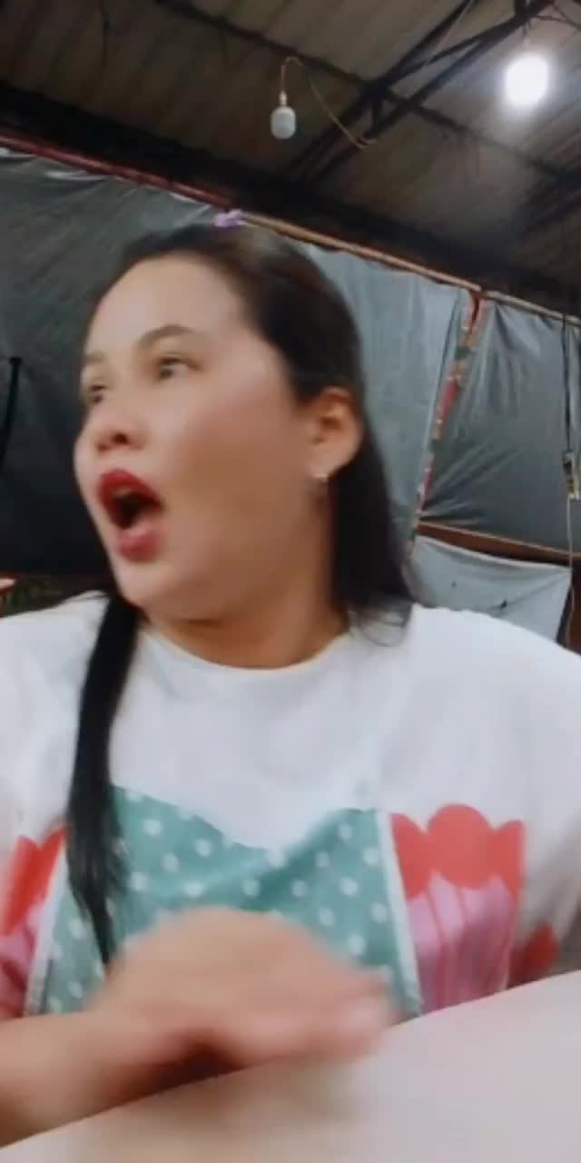 @menyukai foto anda