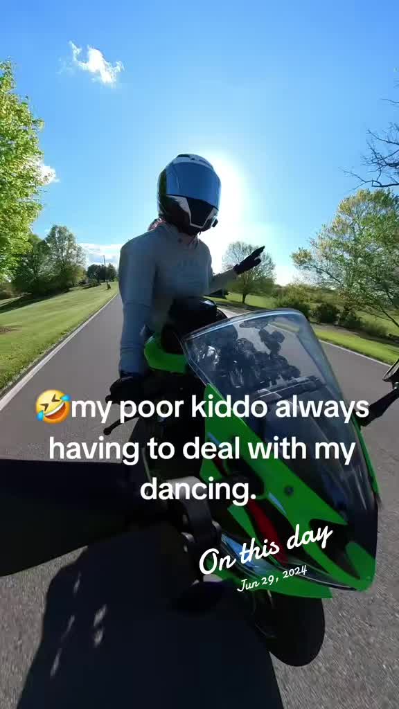 @r_skye27