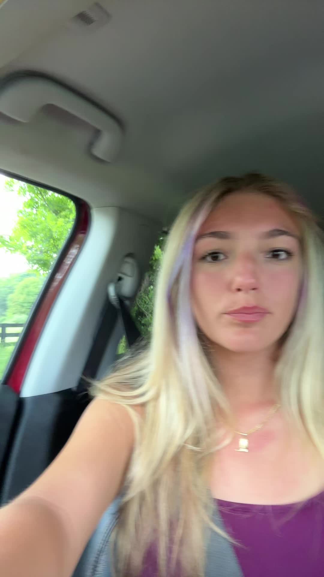 @️ Olivia