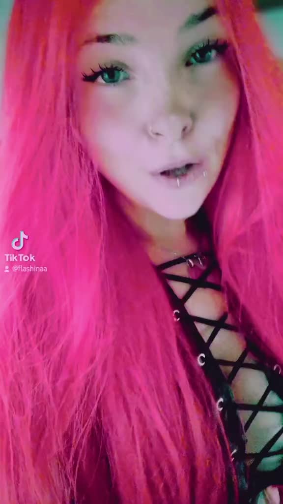 @Flashinaa