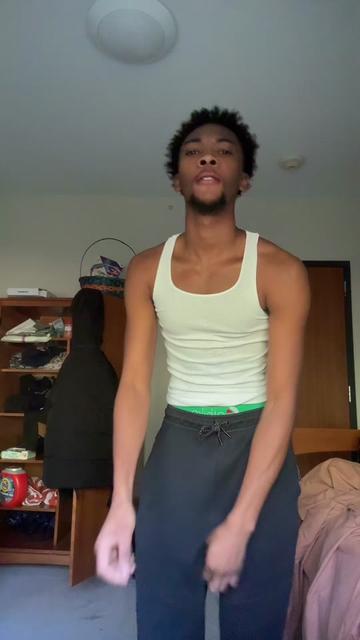 @C3tothurl_🕴️