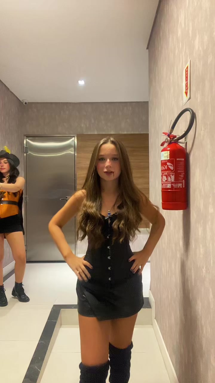@sophia larsen