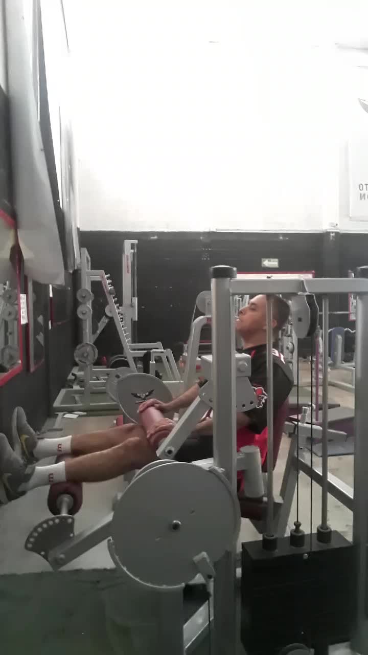 @Roberto Carlos Le&oacute;n Fit