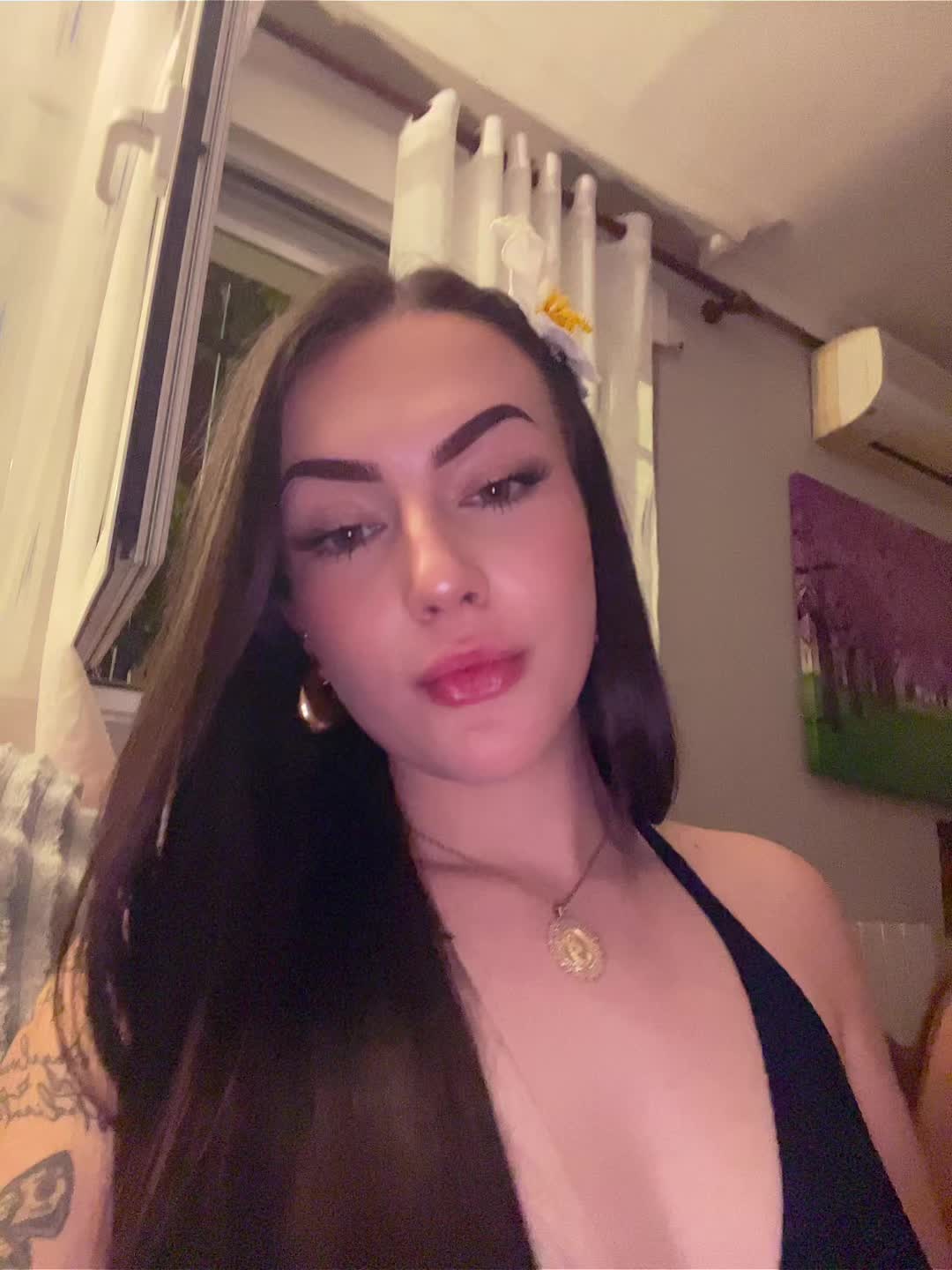 @Carlota