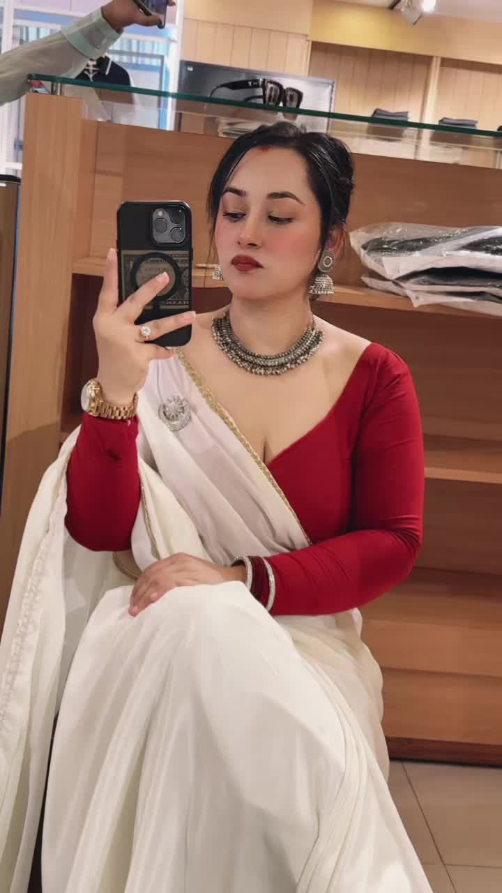 @Deepa Host🧿