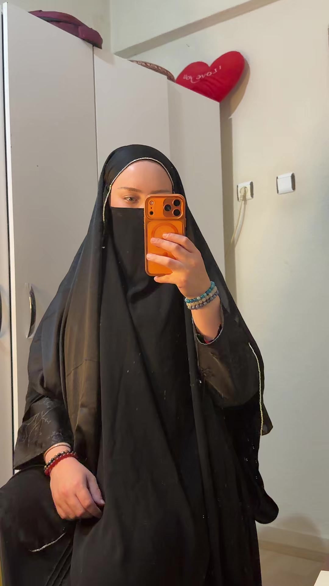 @B&uuml;şra