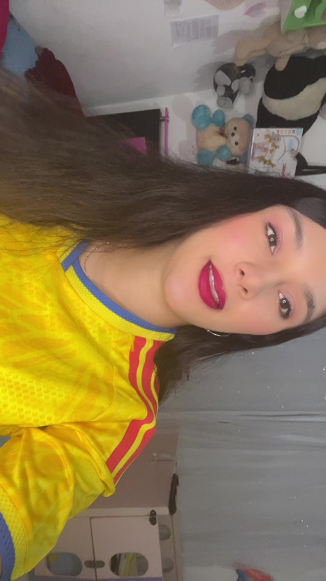 @Ximena C. 🤍