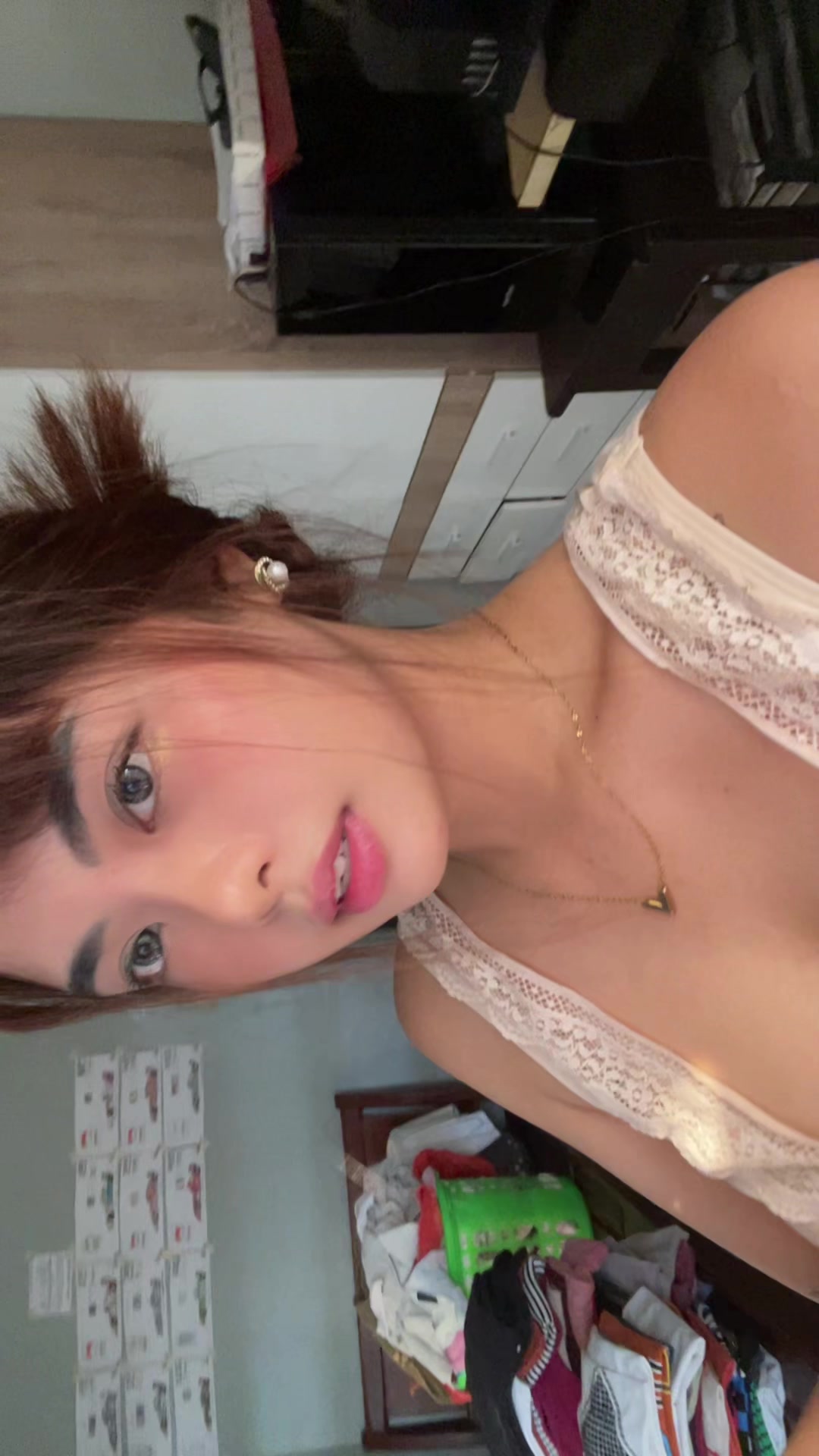 @e