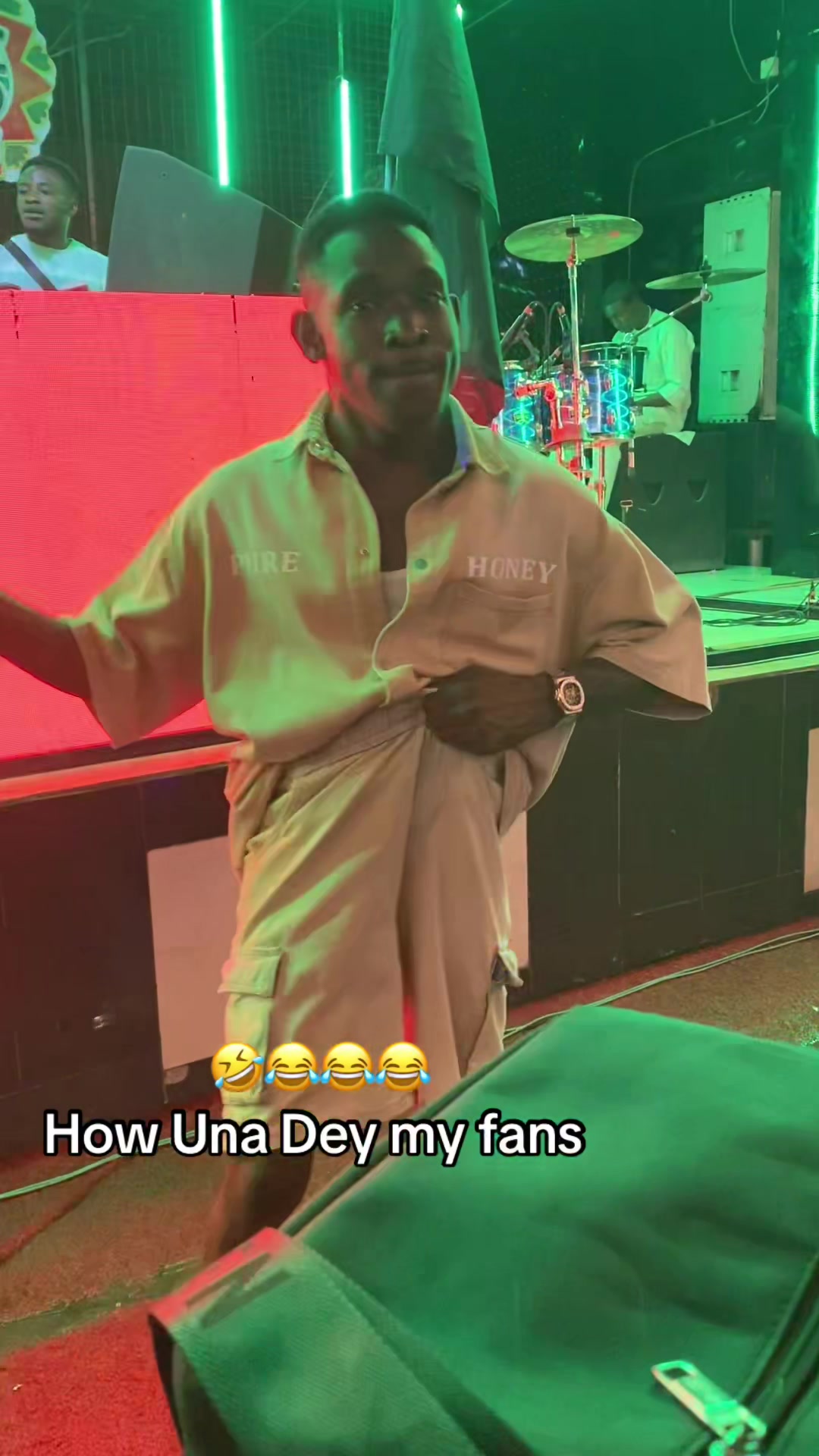 @Funny Dancer