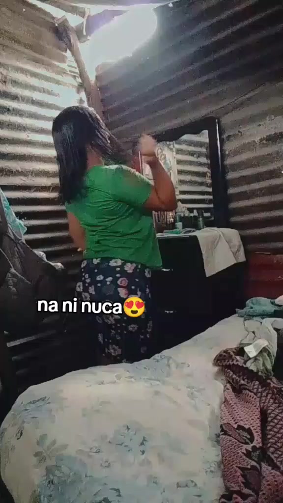 @Cris(:💙Pérez(:✅