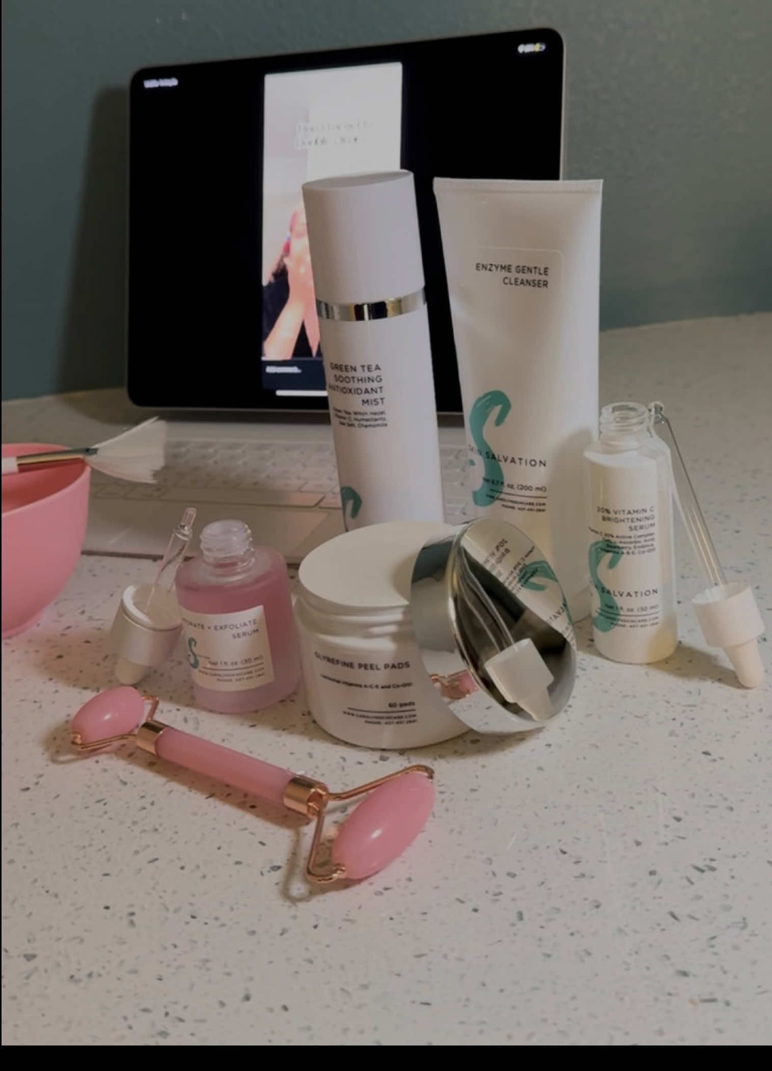 @Carolyn Skincare Medspa