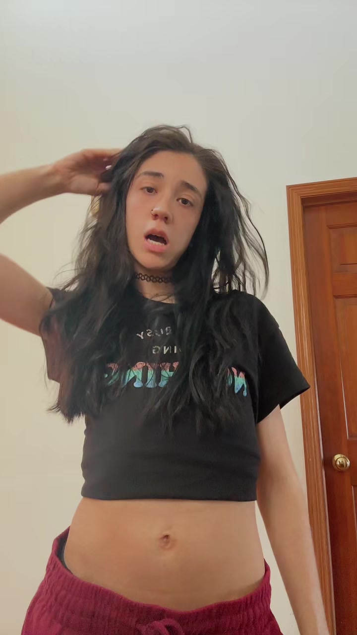 @シ