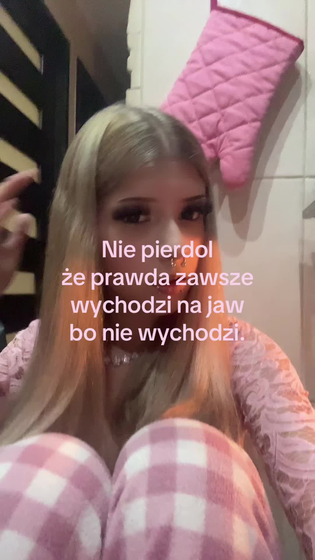@🪽emi🪽