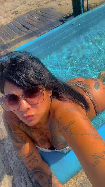 @morena tatuada itapuaçu