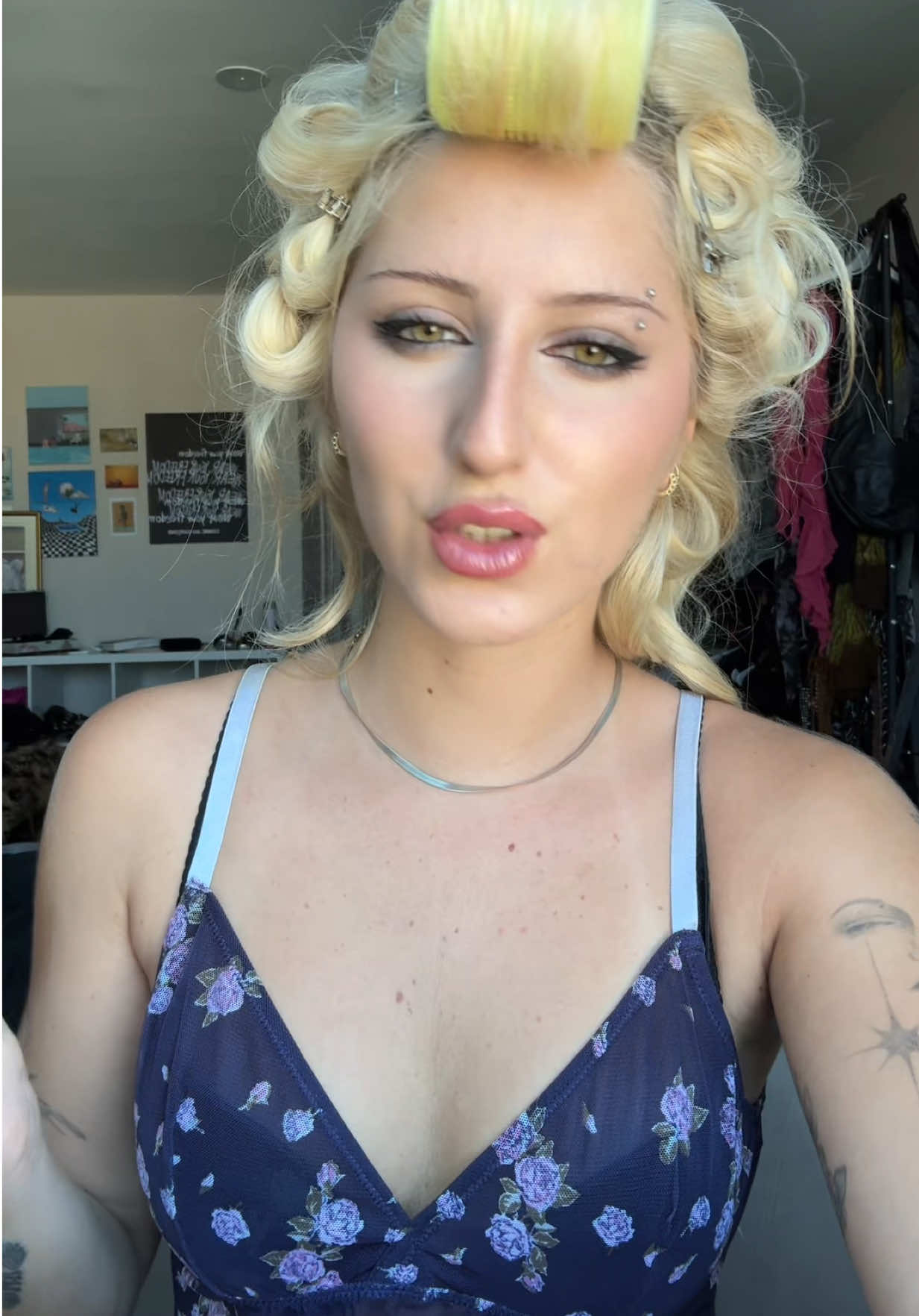 @Dominique