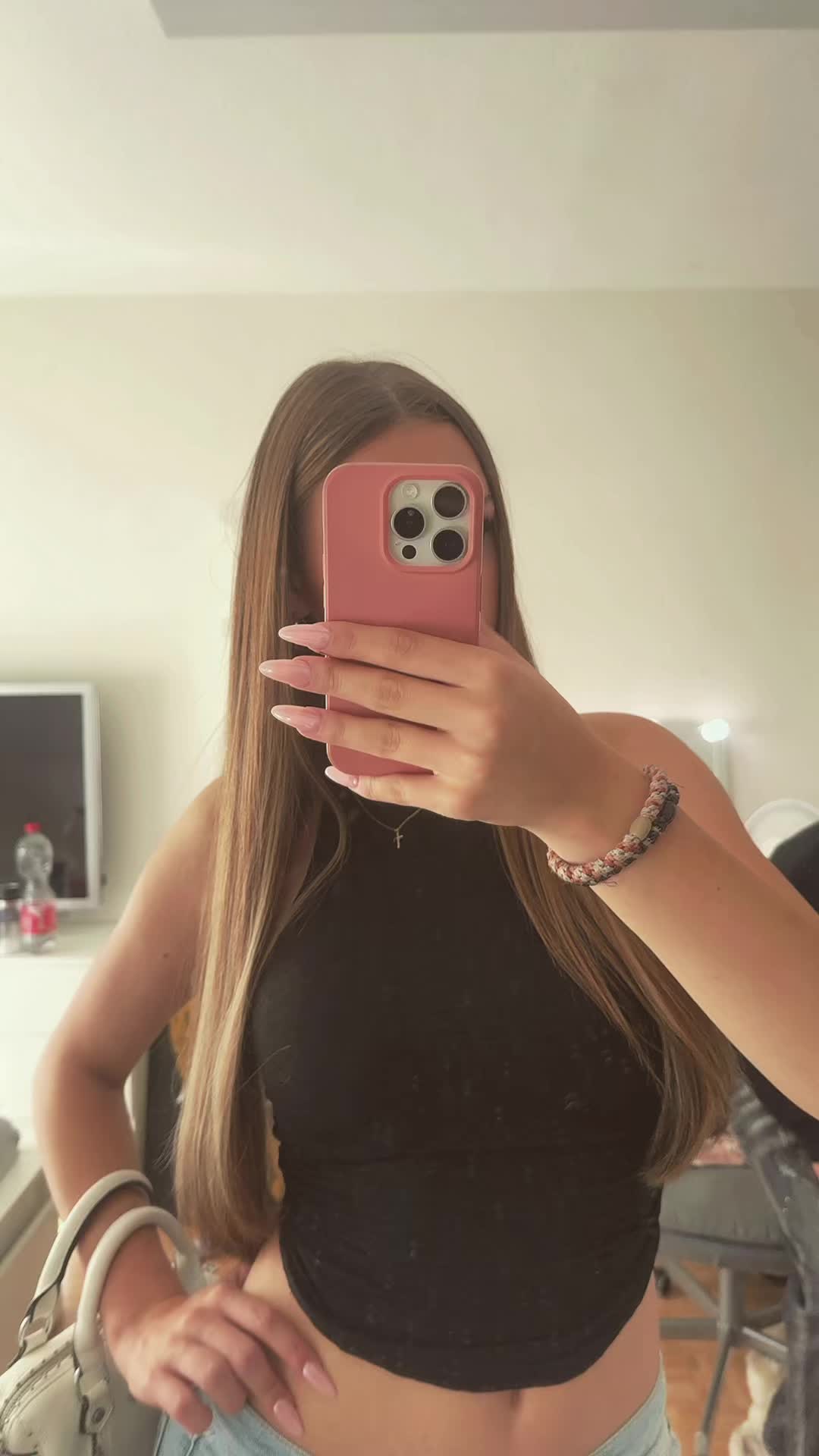 @𝐌𝐚𝐫𝐥𝐚