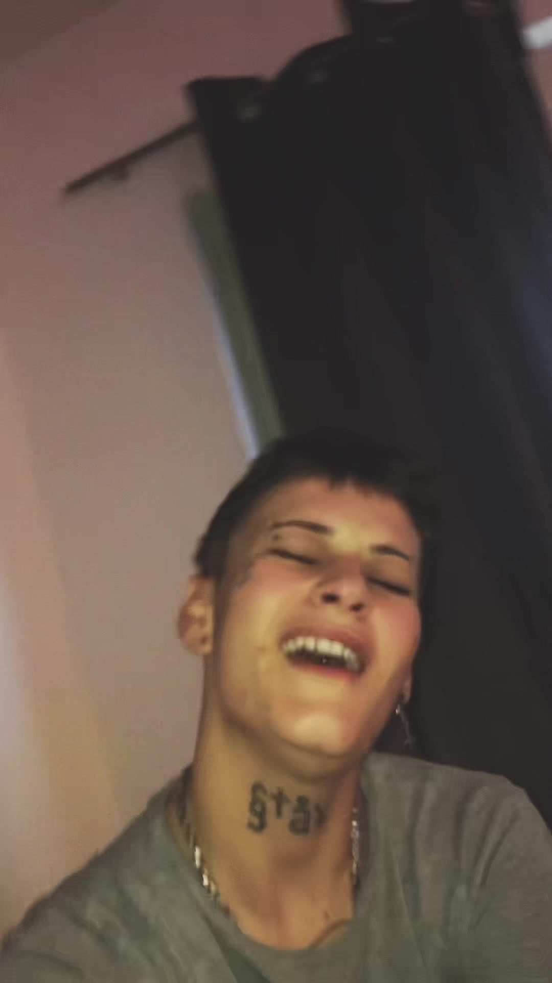 @Čombe 💫