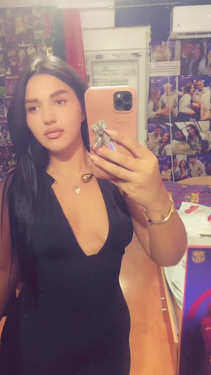 @Valentina🎀