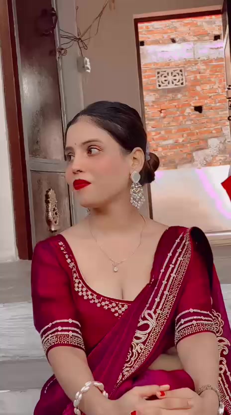 @🌸Nikki Thakur🌸 (Bhumihar)