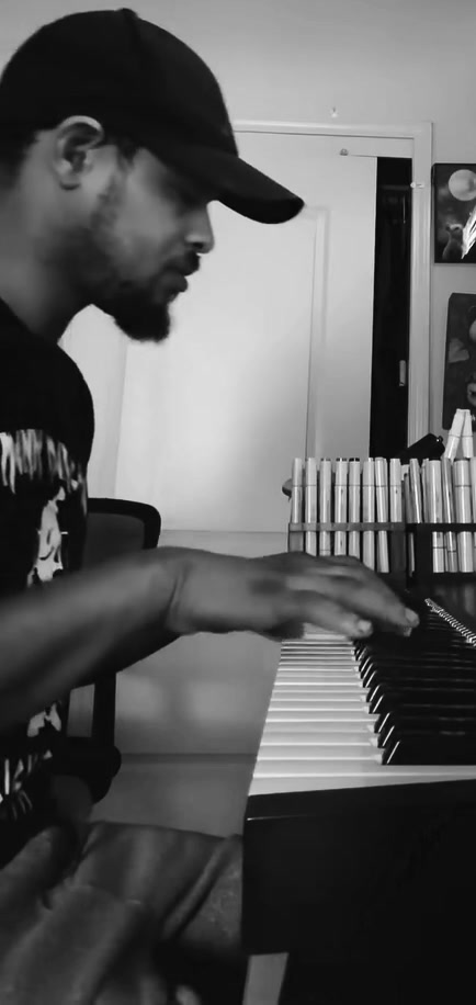 @EqMuzik