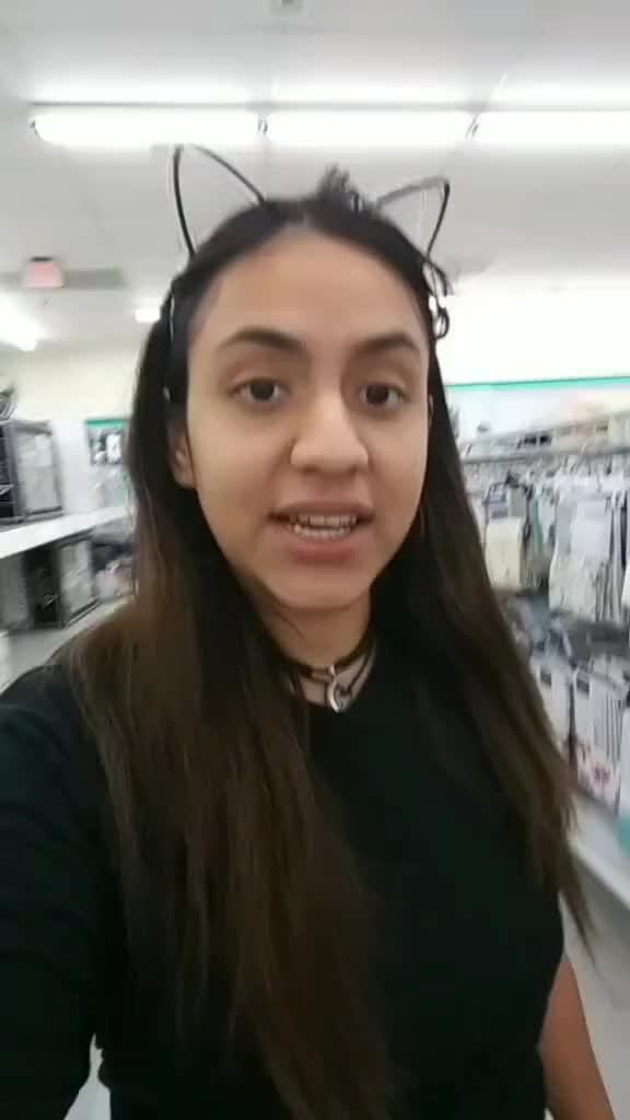@LovelyJinxy