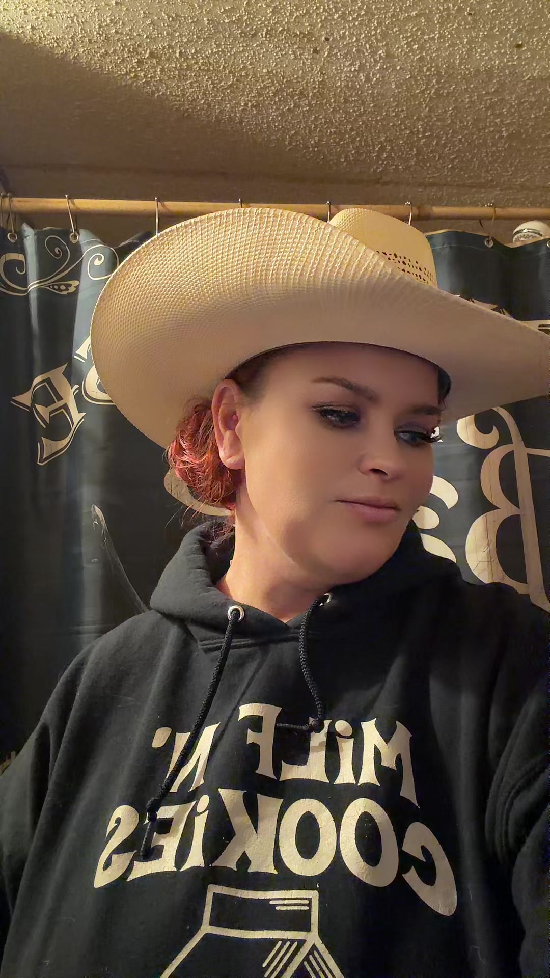 @Urmomznightmare