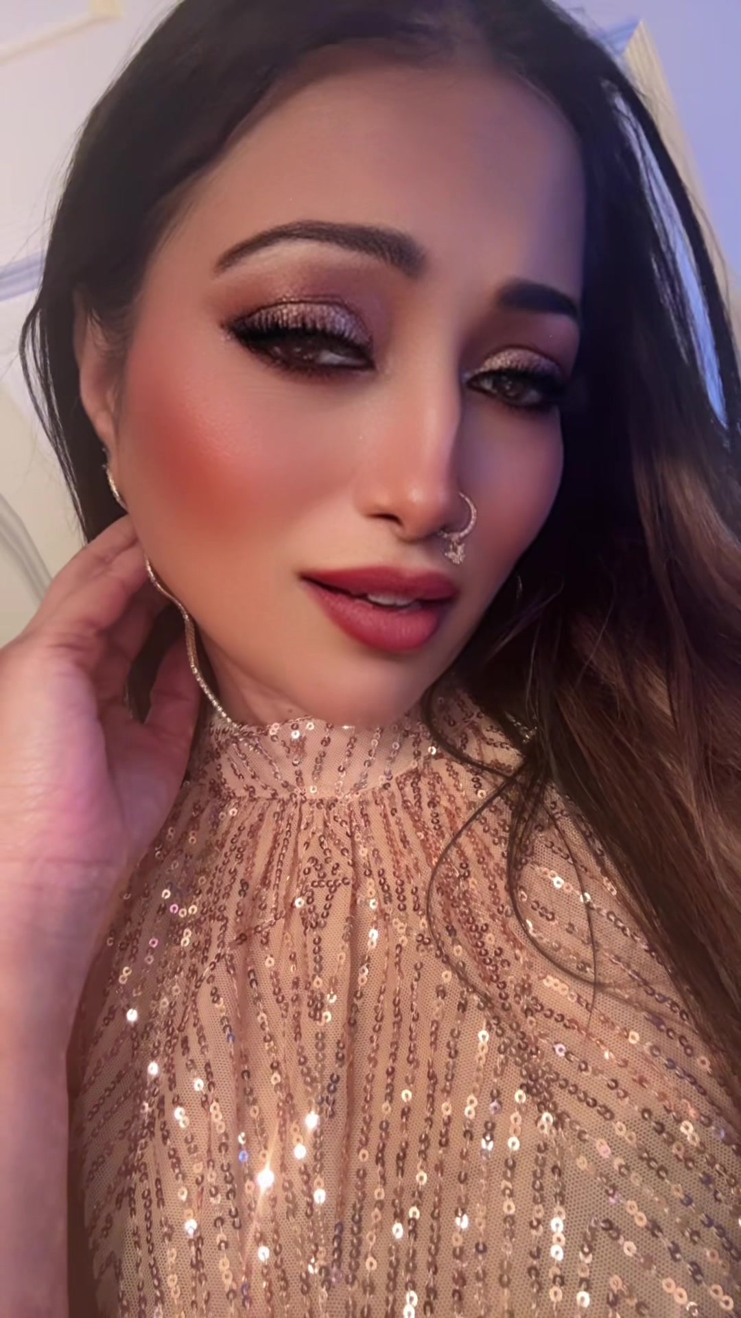 @AsliSona