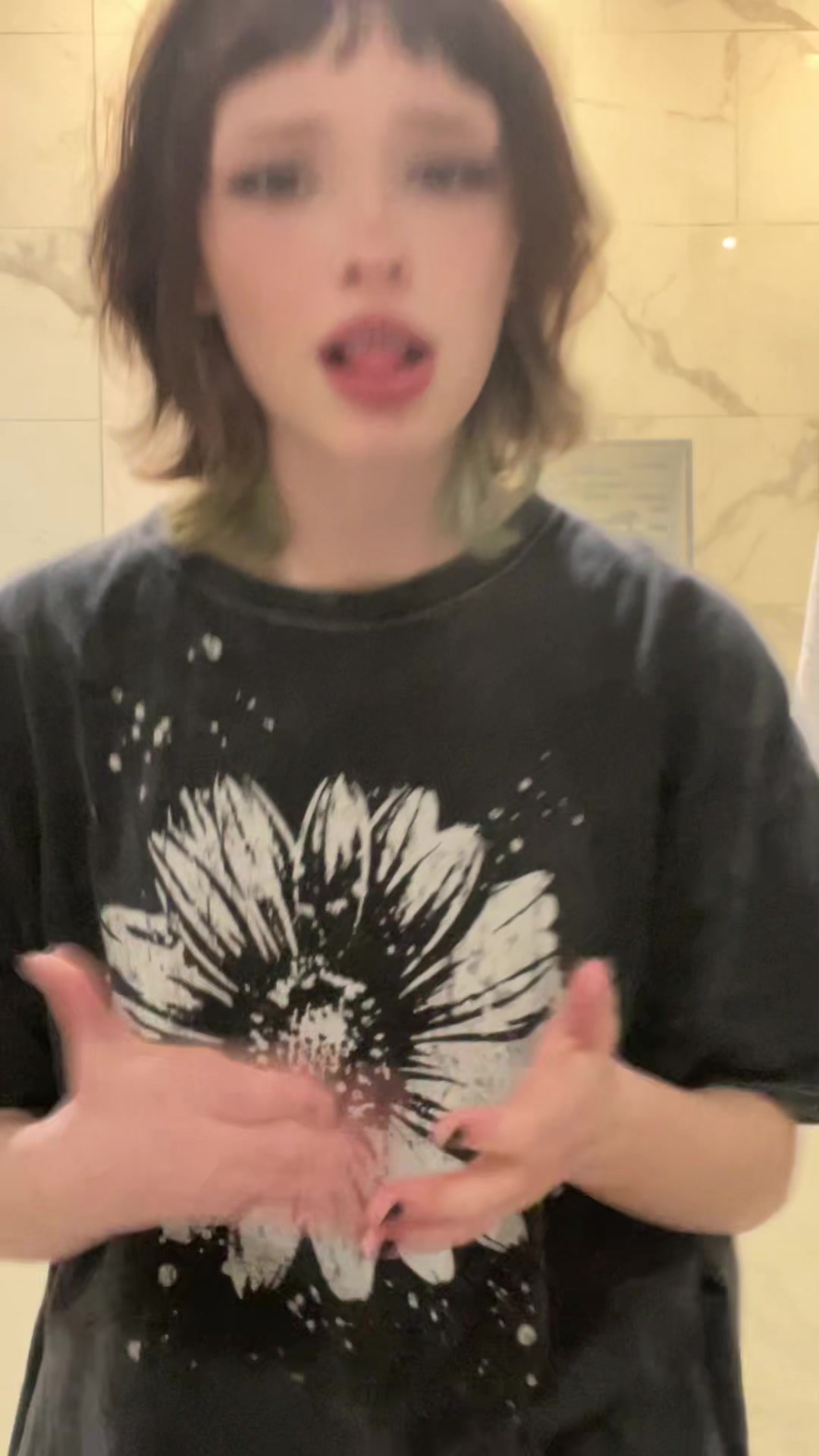 @ET