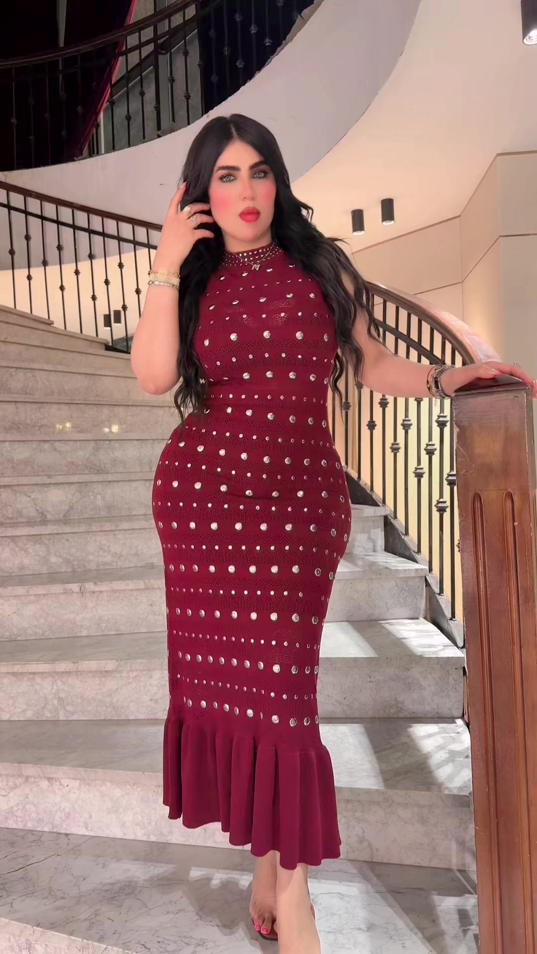 @الفنانه قمر الزمان