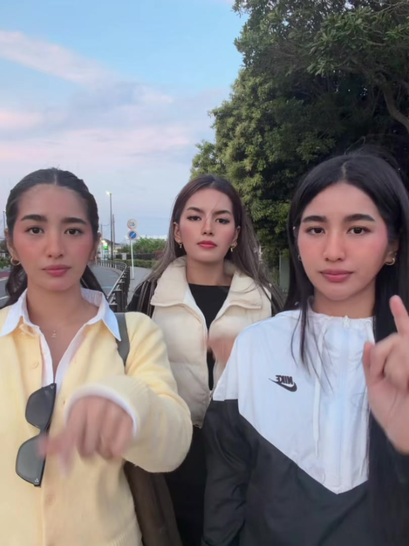 @San Pedro Twins