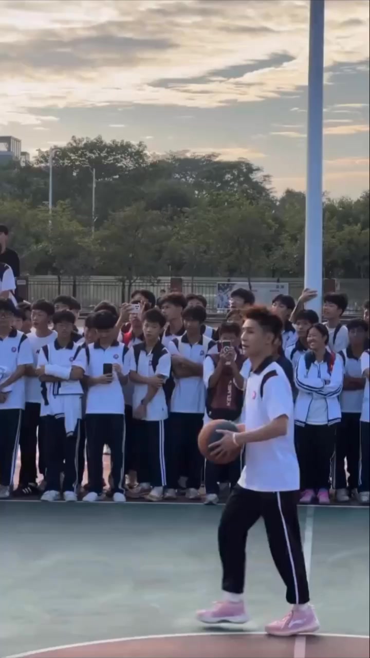 @深圳高中生 🇨🇳