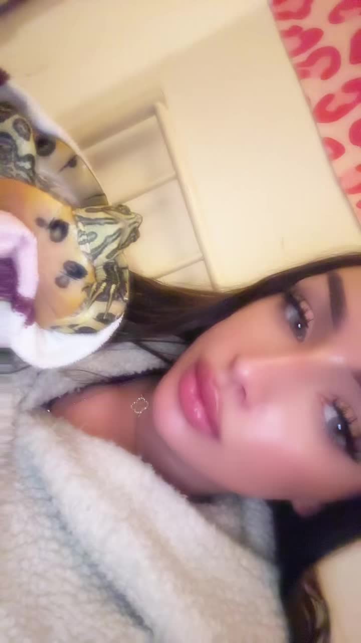 @Teodora 🧛🏼&zwj;♀️