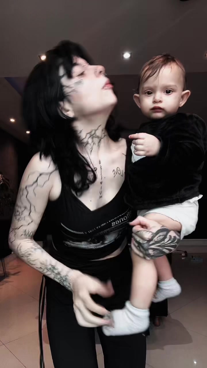 @mamaecaos