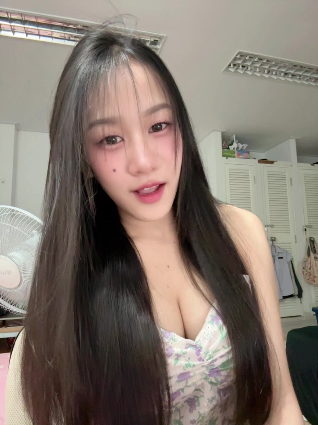 @หิวข้าววววว♡