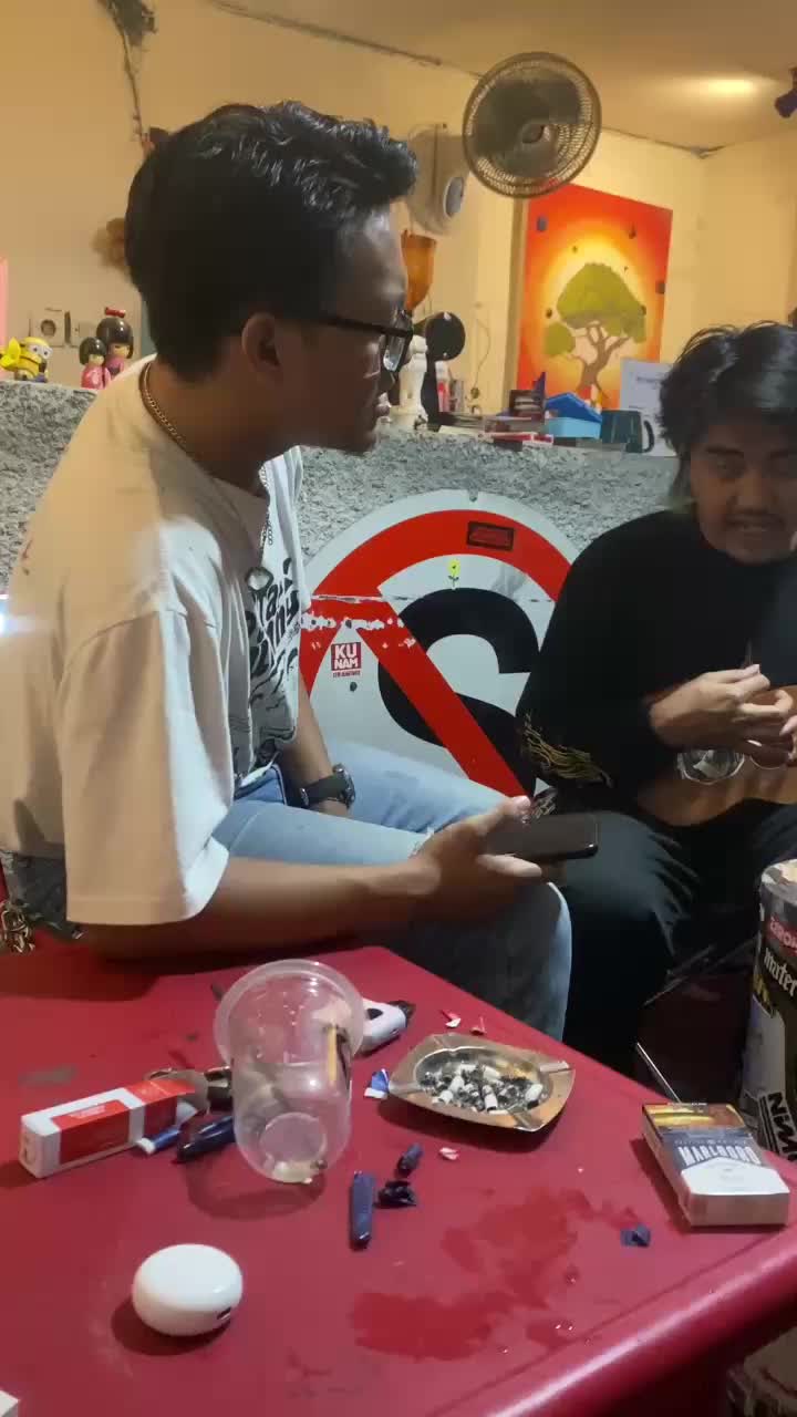 @M.A.C