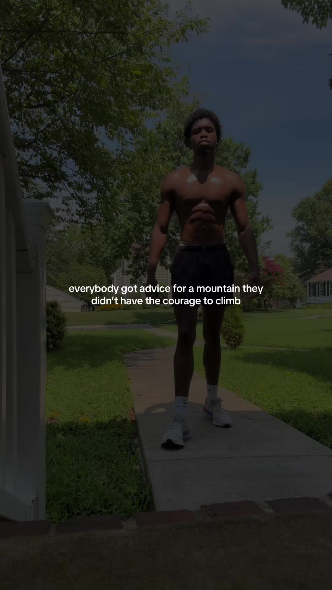 @￼